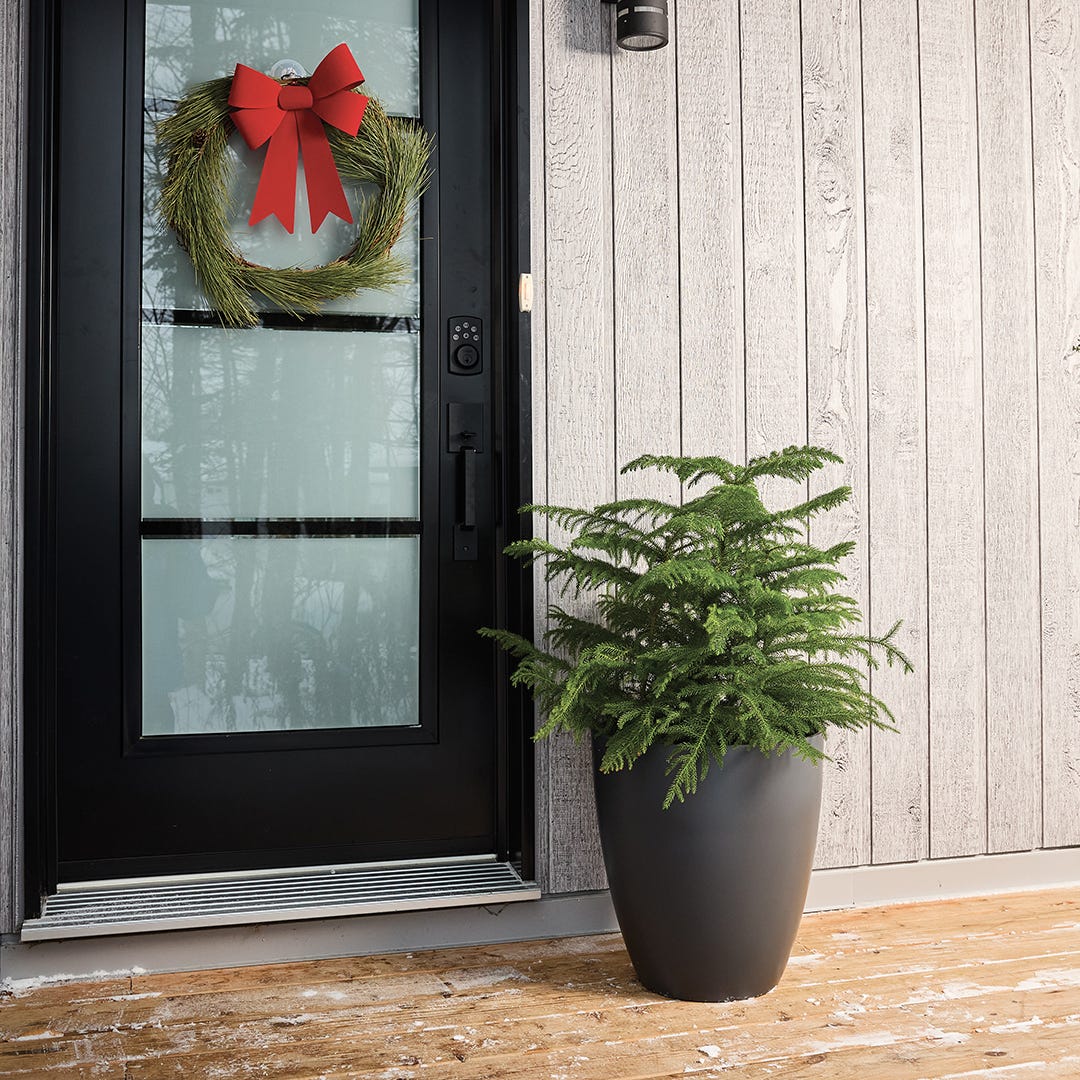 URBAN Planter, 16 in.