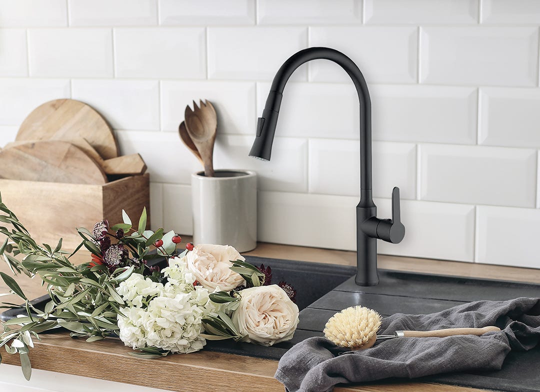 CADDO Kitchen Faucet, Retractable Spout, Matte Black