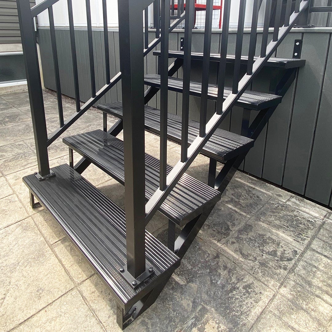 Aluminum Stringer, 5 Steps, 10-1/4 in., Black