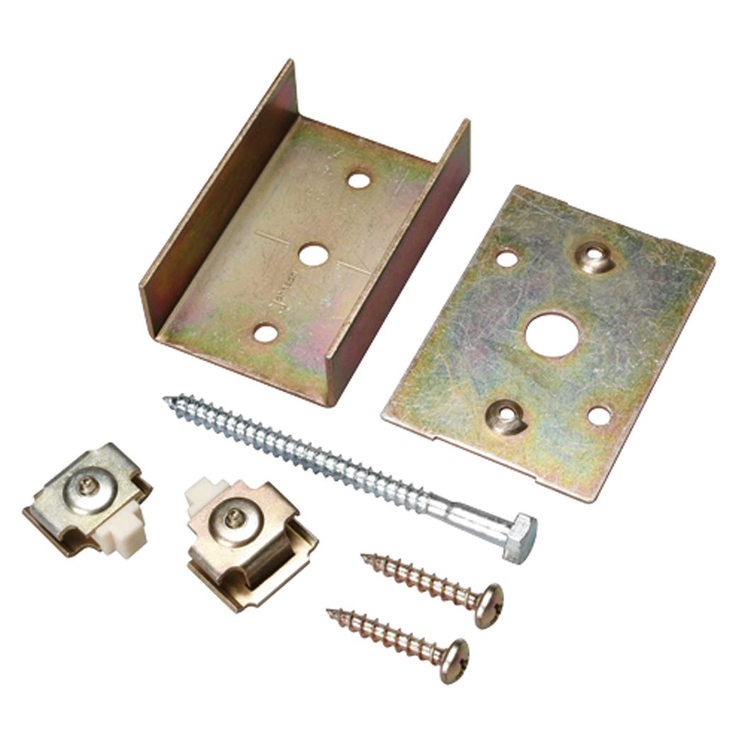 Central joint in metal for pocket door
