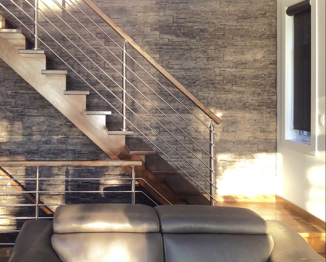 Dry stack stone indoor / outdoor  - made of polymer
