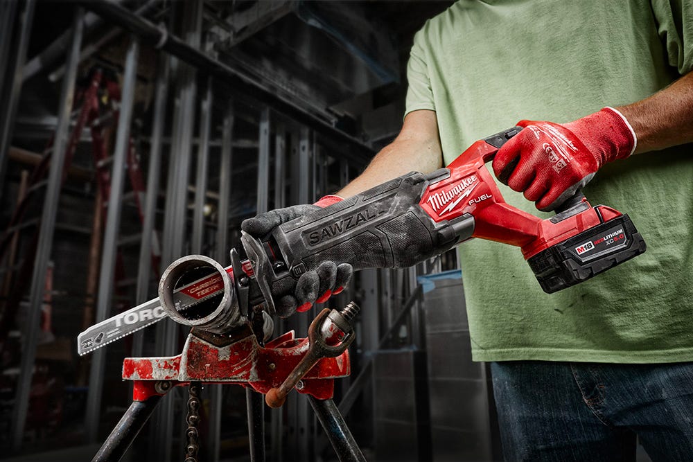 MILWAUKEE M18 FUEL SAWZALL Reciprocating Saw - (Tool Only)