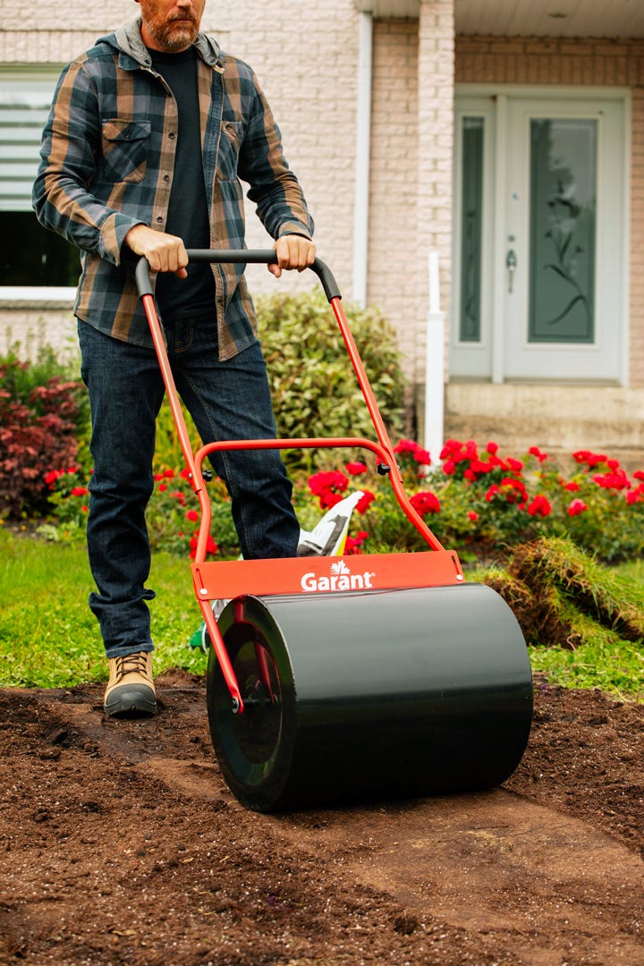 True Temper 16-in. X 20-in. Lawn Roller
