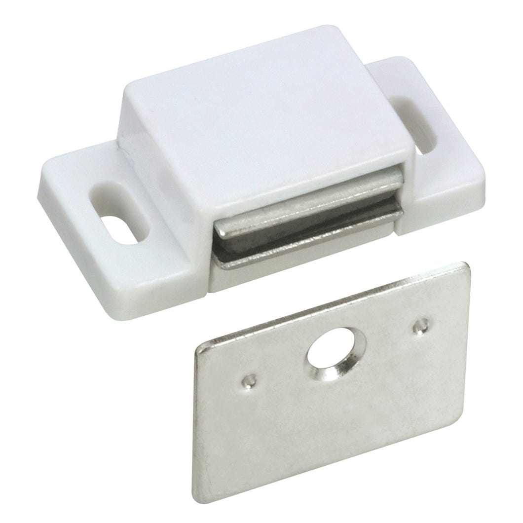 Magnetic latch