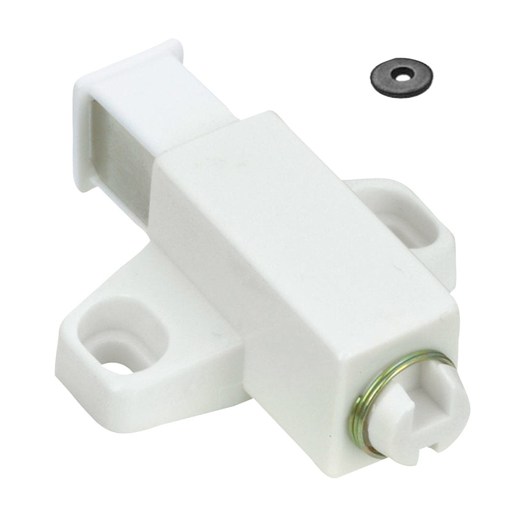 Magnetic latch with automatic opening