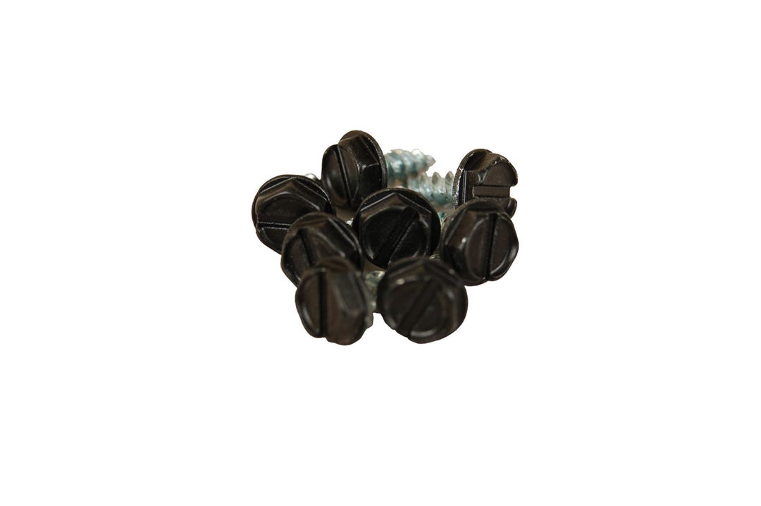 Metal screw for gutter
