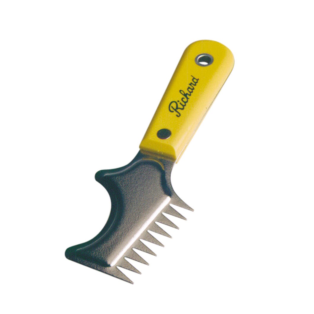 Paint brush and roller cleaner