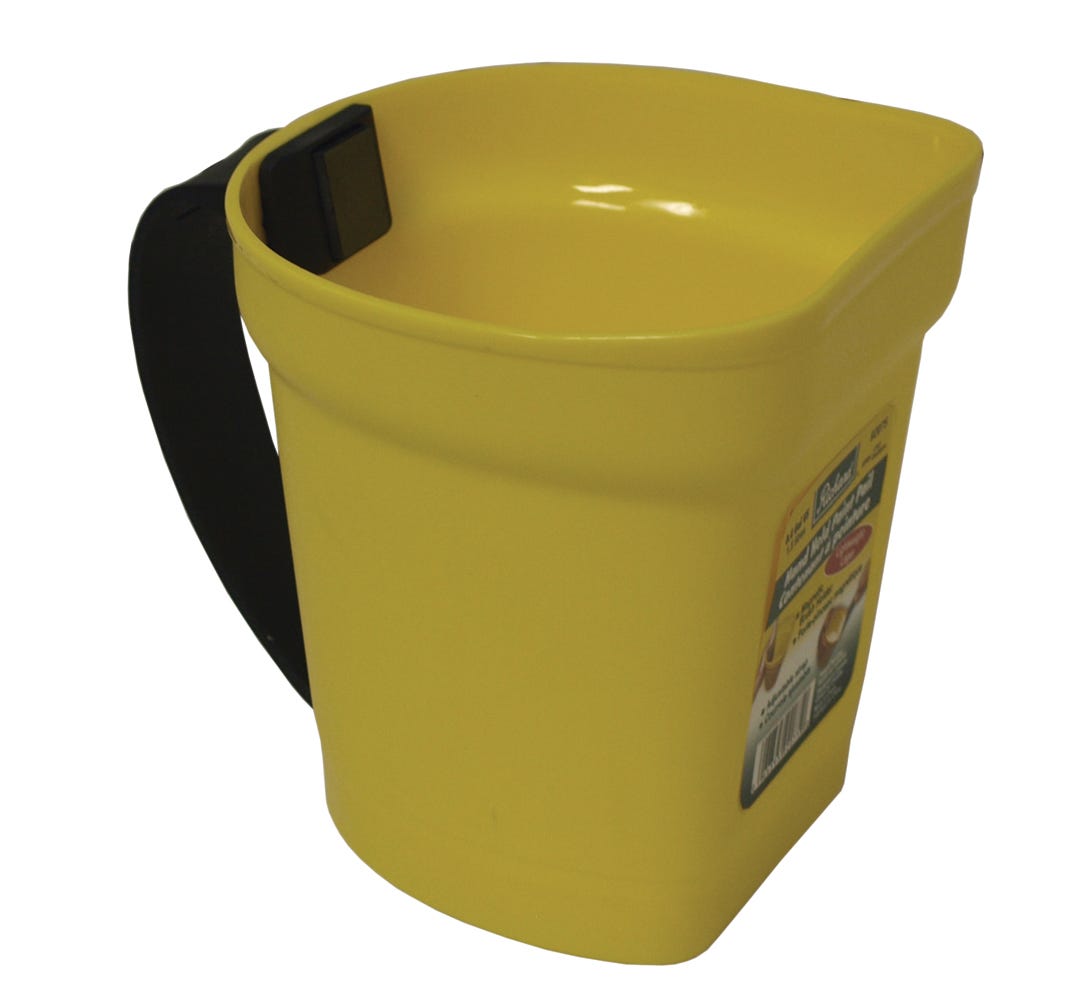 Paint pail in plastic with adjustable handle / magnet