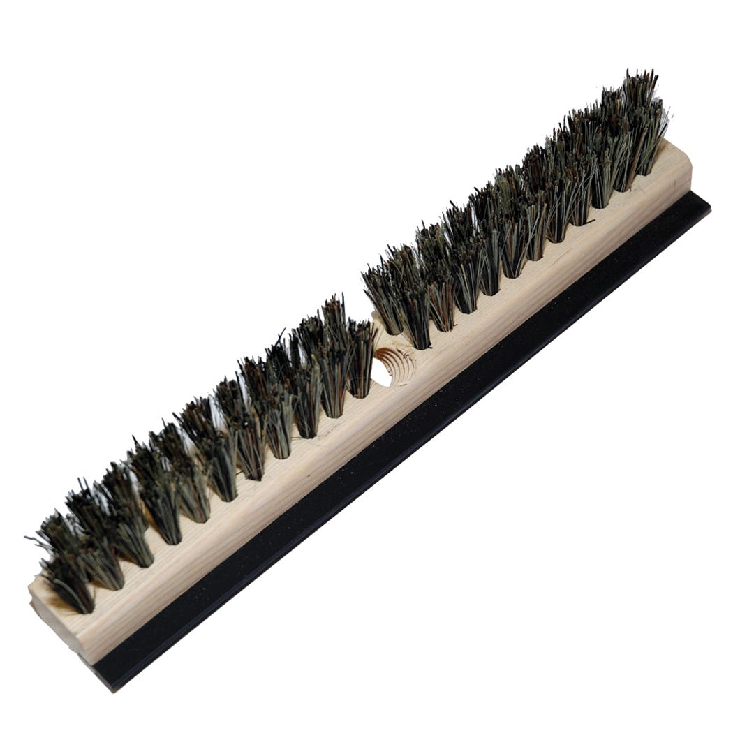 Pavement brush in wood / natural fibers with rubber blade