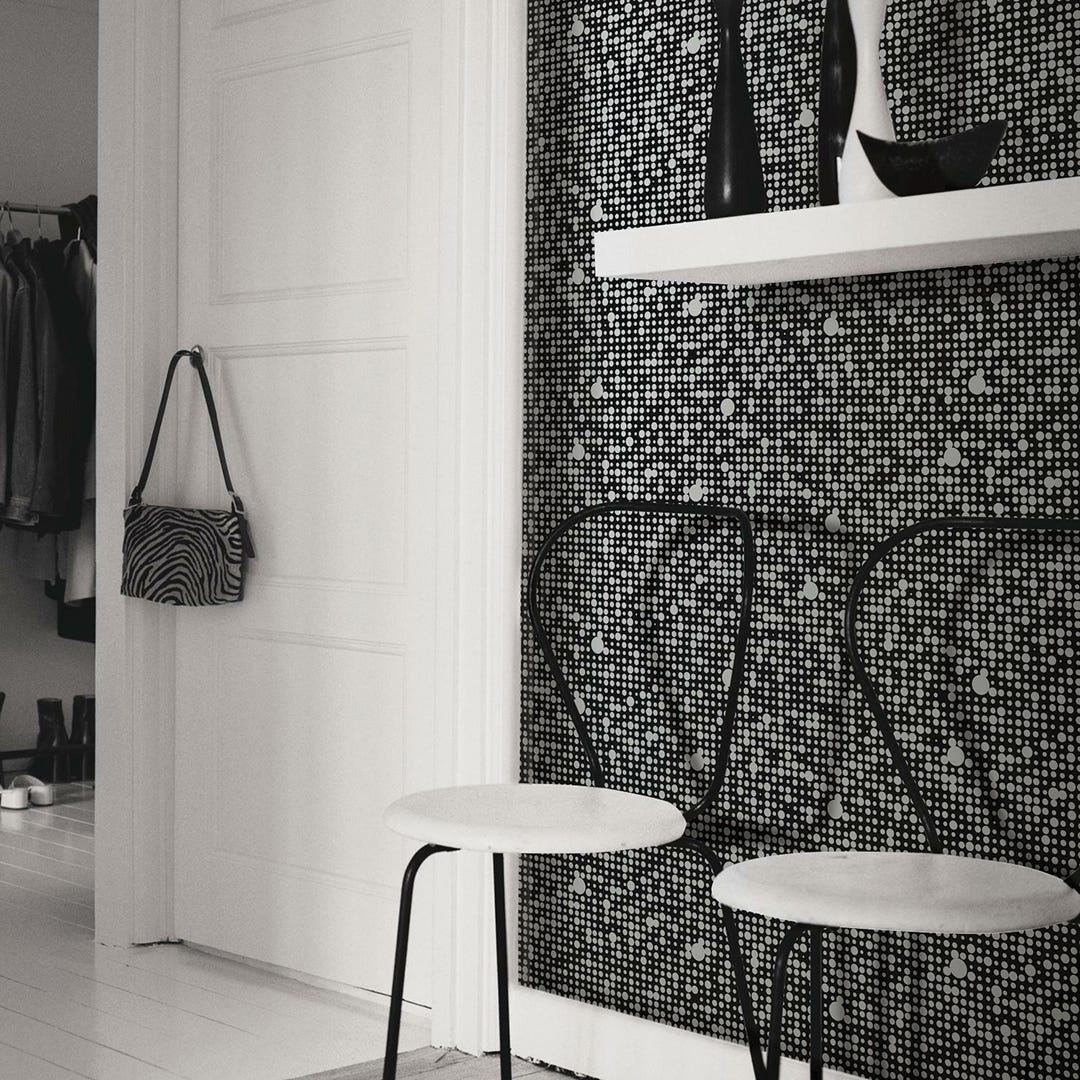 Peel & Stick Wall, All-Over-Circle