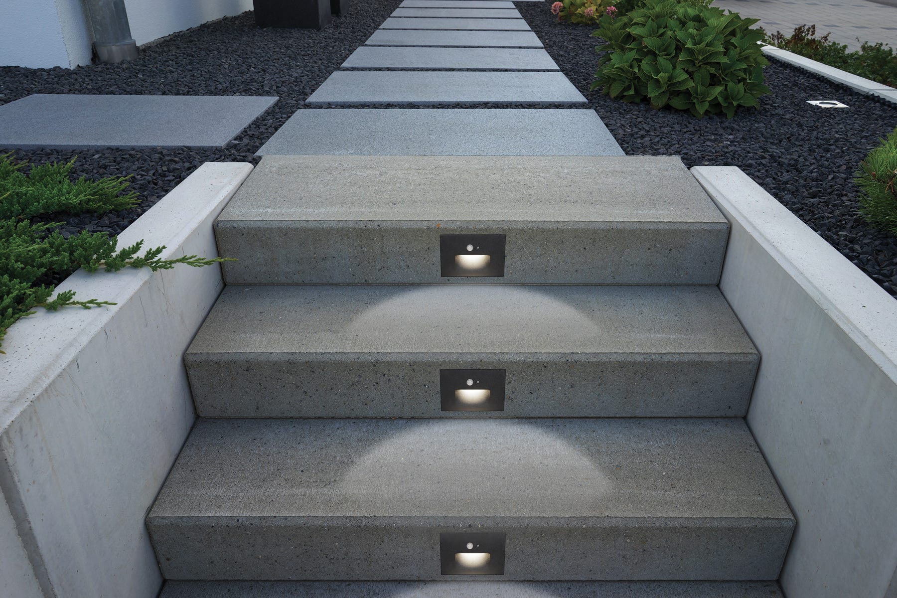 Recessed Light Fixture 3-in. X 1.5-in. X 4.75-in., Matte Black