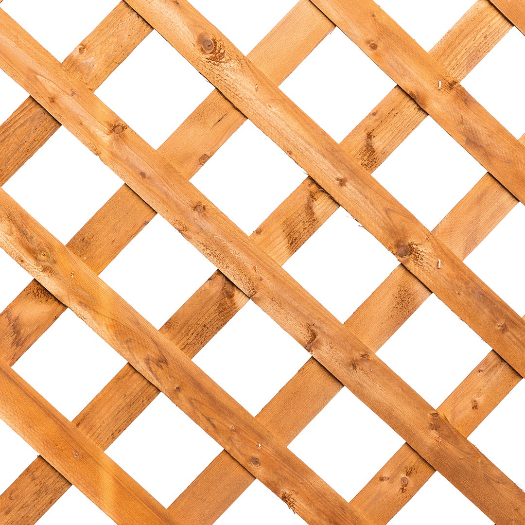 Brown treated wood regular lattice 4 x 8