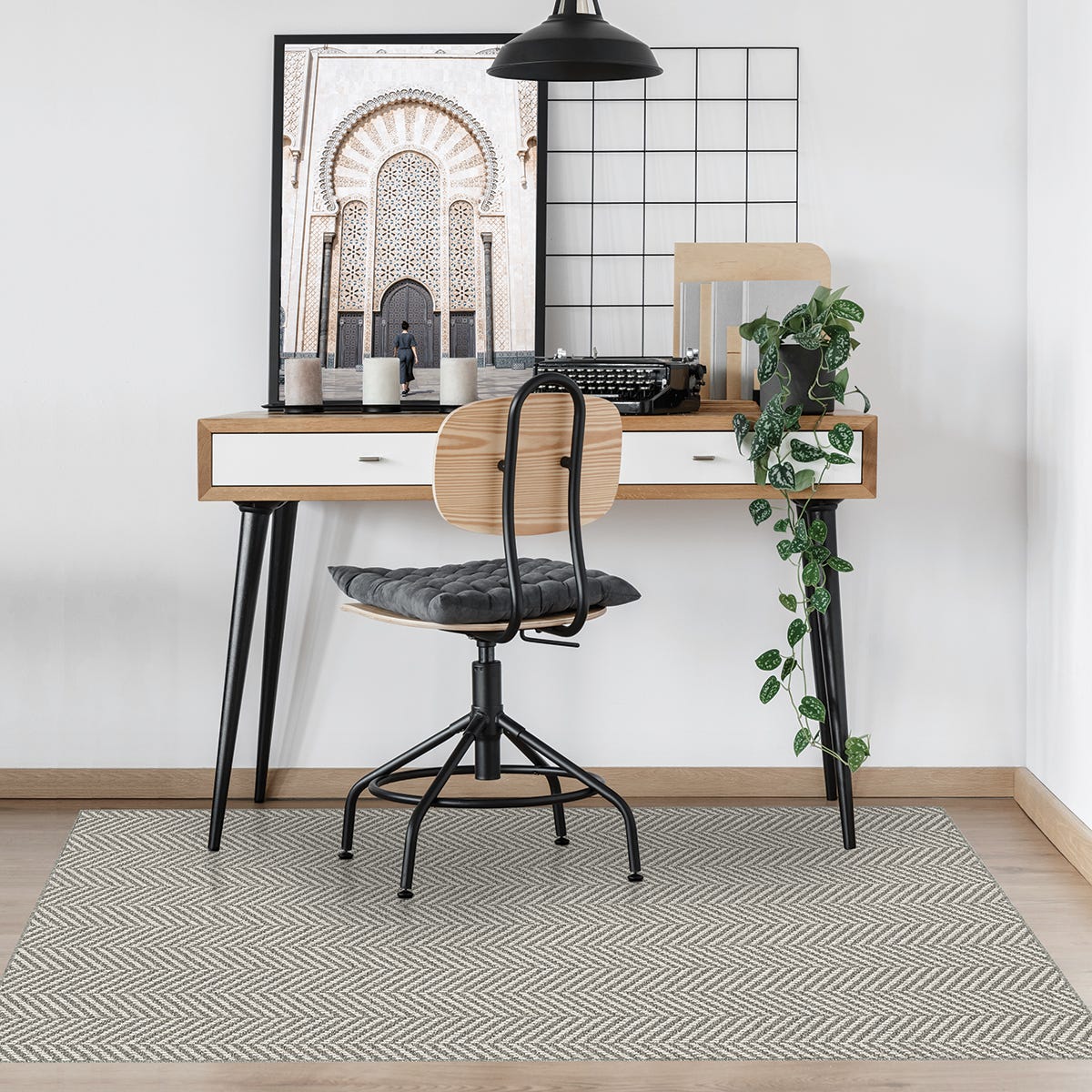 ROOMIO Runner Trident, 3 ft. x 4 ft., Grey