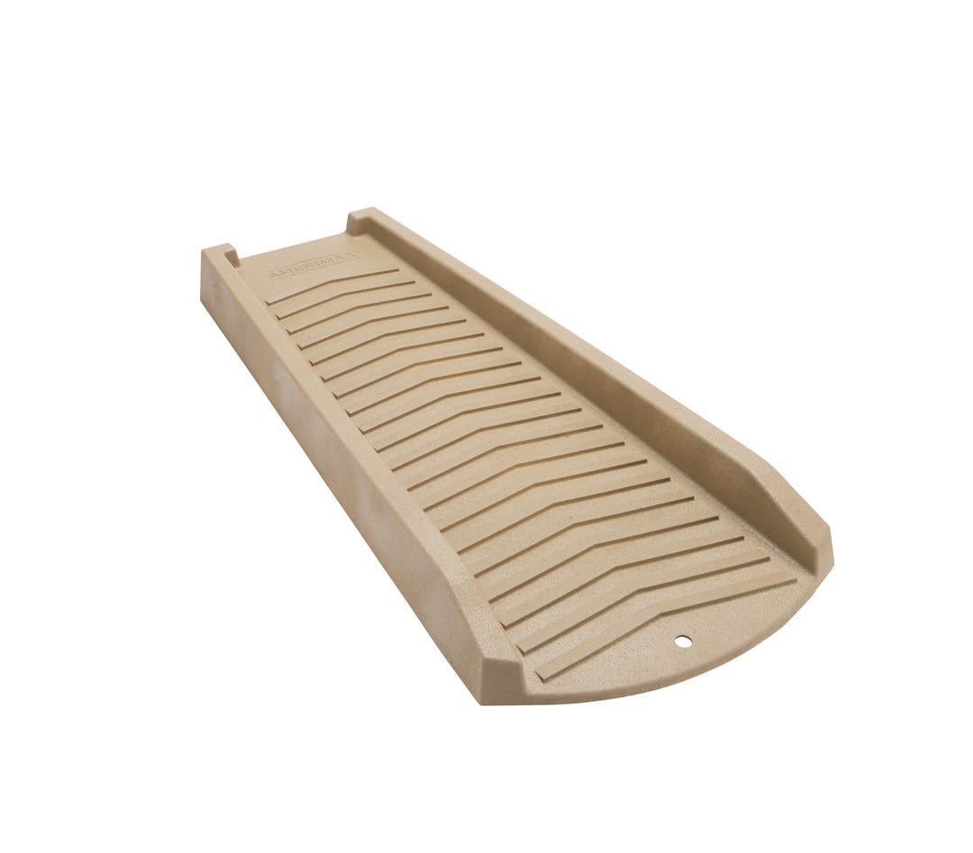 Splash block for water drainage