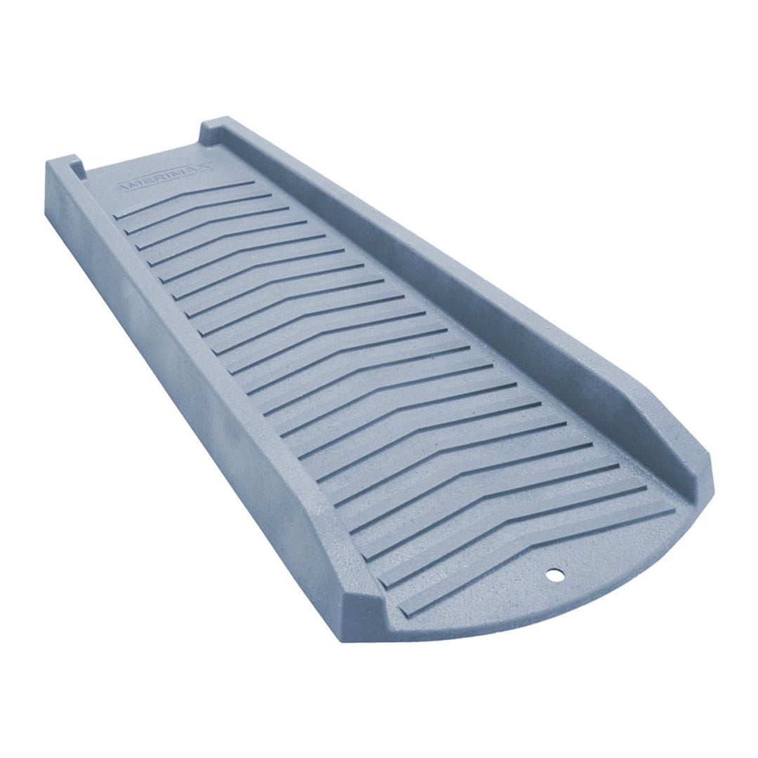 Splash block for water drainage