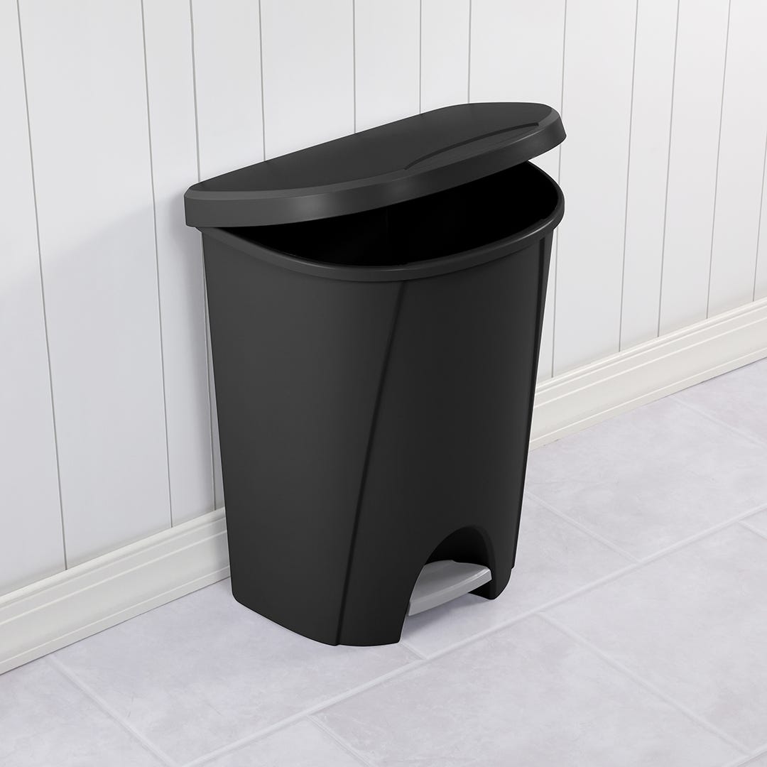 Step-On Wastebasket, 25 L, Black