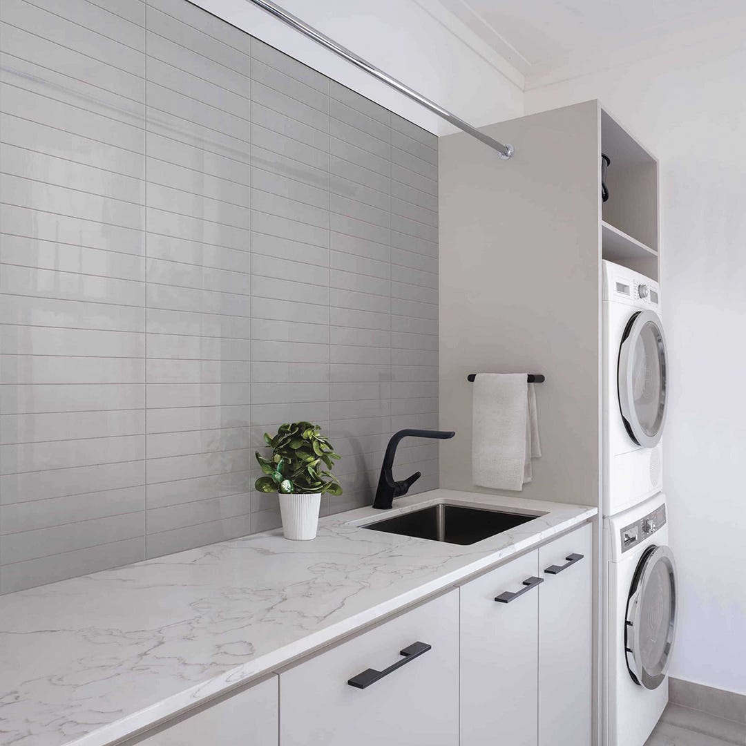 ESSENTIAL-SUBWAY Wall Tile, 4 in. x 16 in., Glossy Cenere