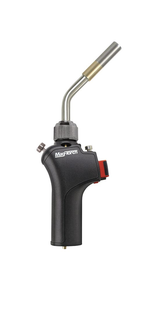 Torch with fuel flow adjustement