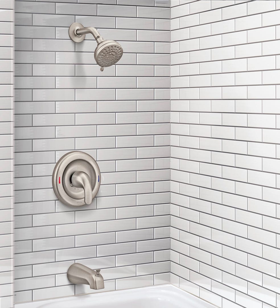 Tub and shower faucet single lever with tub spout