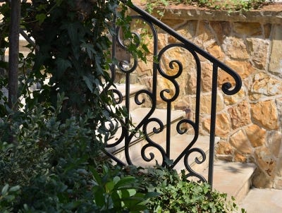 3 étapes pour peindre votre escalier ou balcon en métal